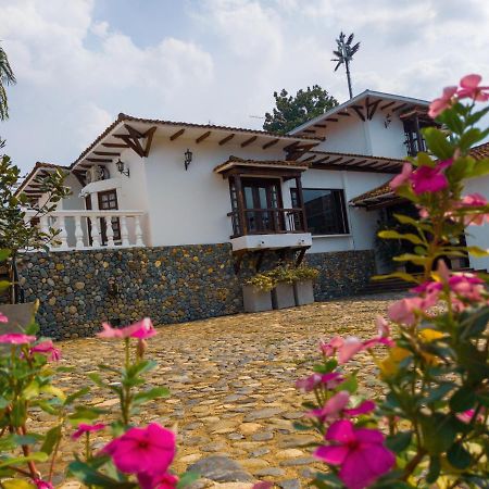 Hotel Boutique La Casa De Piedra Калі Екстер'єр фото